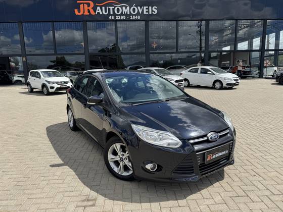 FORD FOCUS 1.6 S SEDAN 16V FLEX 4P POWERSHIFT